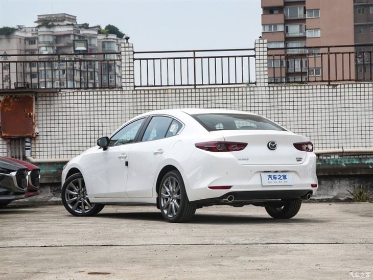 Mazda 3 2023 Model 2.0T AT FWD