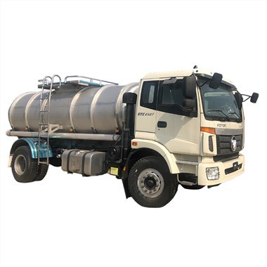 Kamion cisterna Foton za potpuno novi dionički automobil