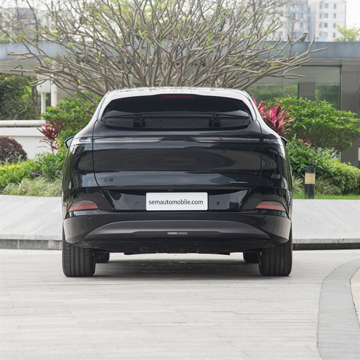 Black Xpeng G6 580 Plus SUV 2024