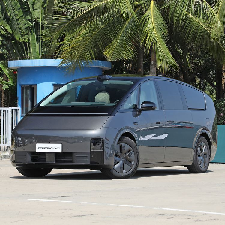 Lixiang Mega 7 Seats Electric Car