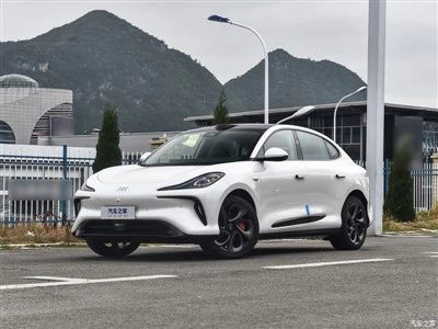 IM LS6 Pure Electric Luxury Coupe SUV